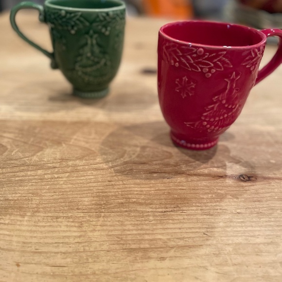 World Market Set of 2 Matching Holiday Mugs Red & Green Winter Holiday Christmas - Picture 2 of 7
